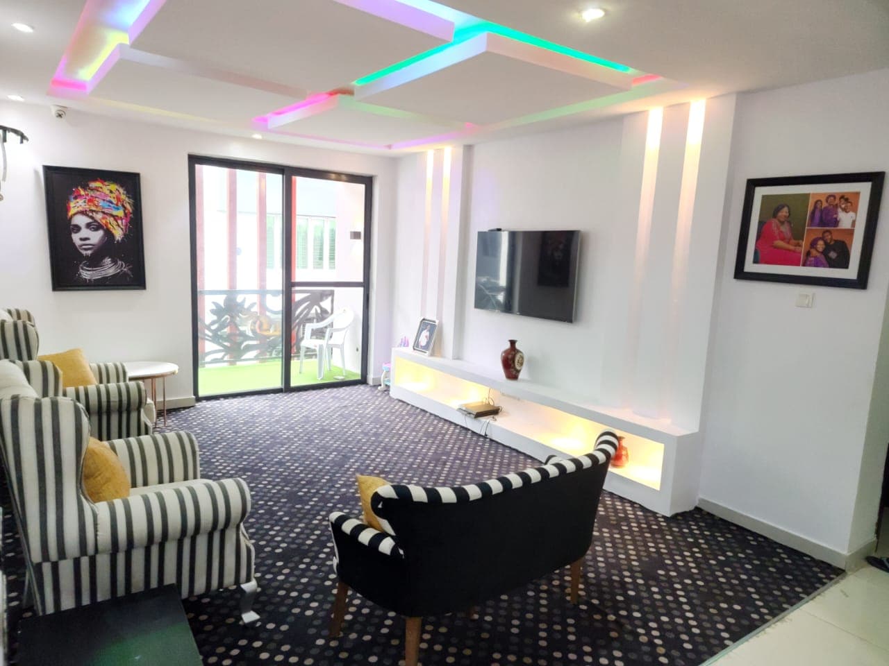 Private Luxury Apartment - Image 1