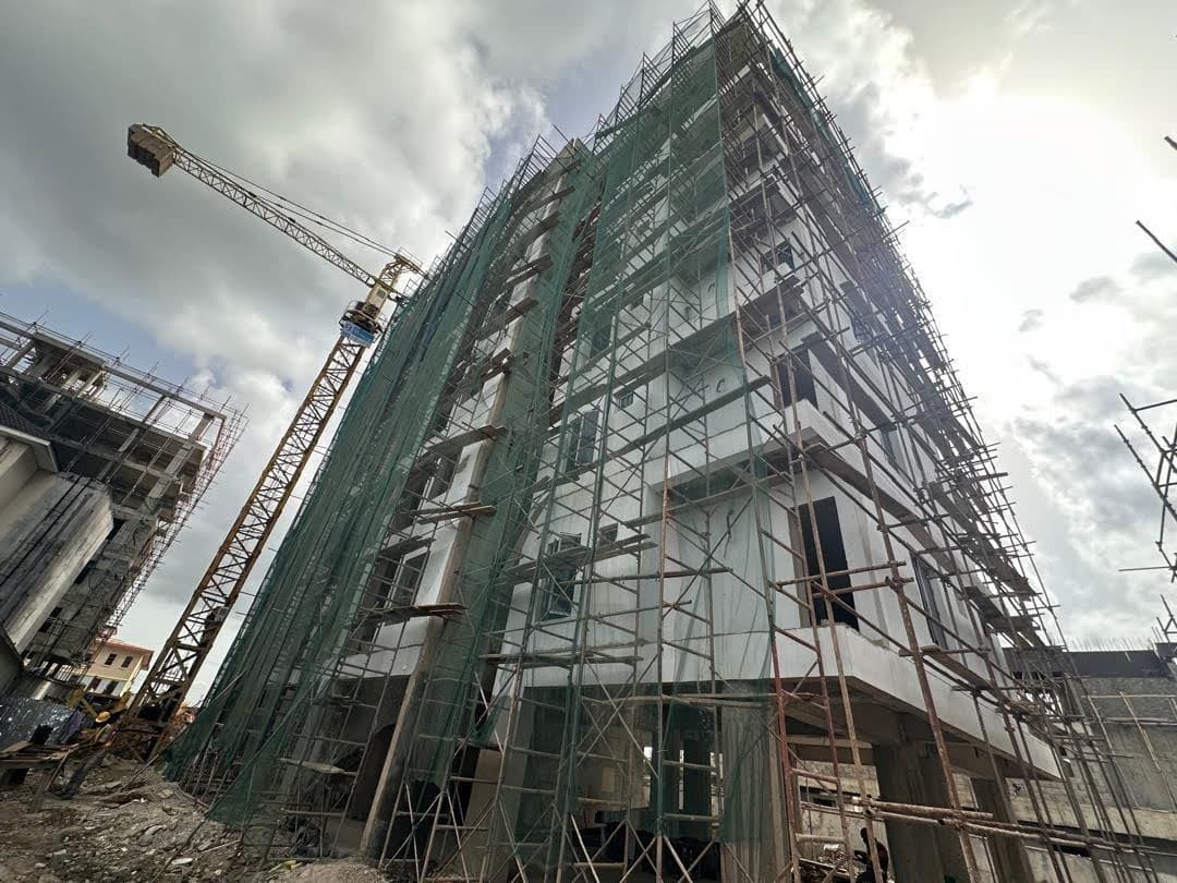 22-Units Luxury Apartments at Osborne Foreshore Estate 2 - Image 3